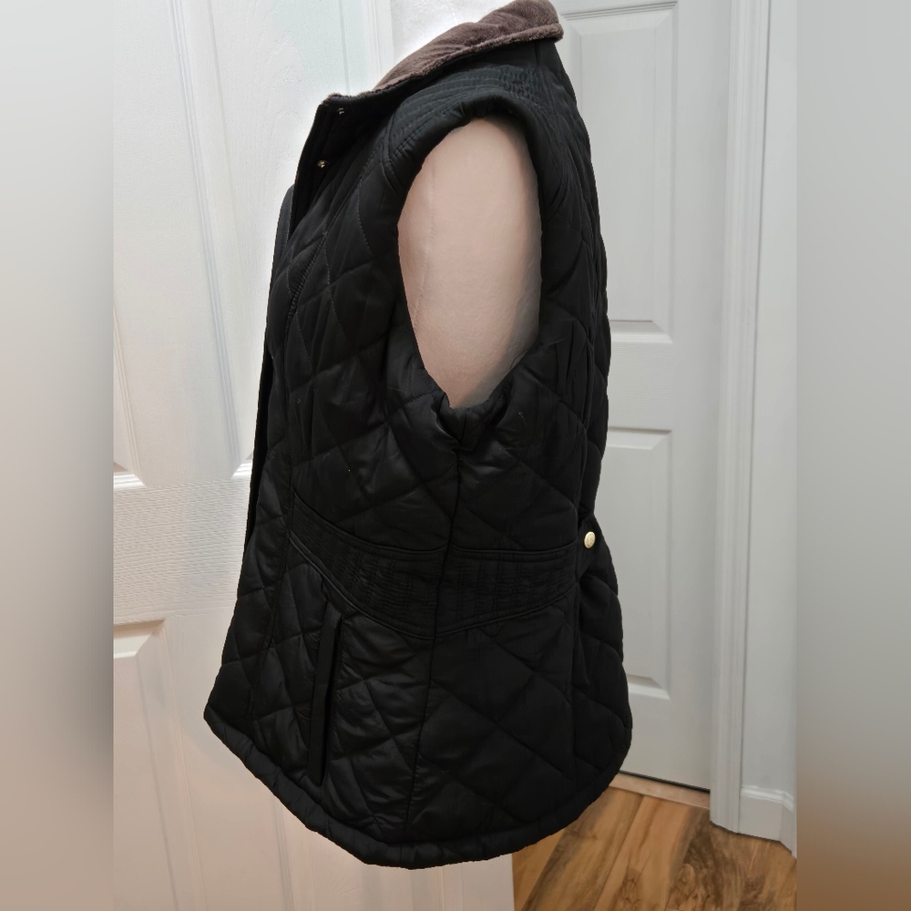 Women's Quilted Black Vest with Brown Faux Fur Lining, Size L - Picture 7 of 13